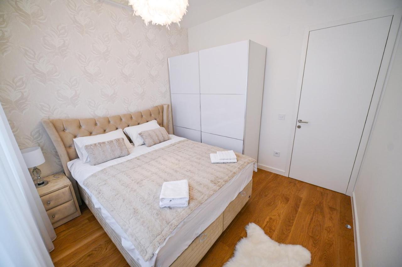 Apartman City Charm Banja Luka Exterior foto