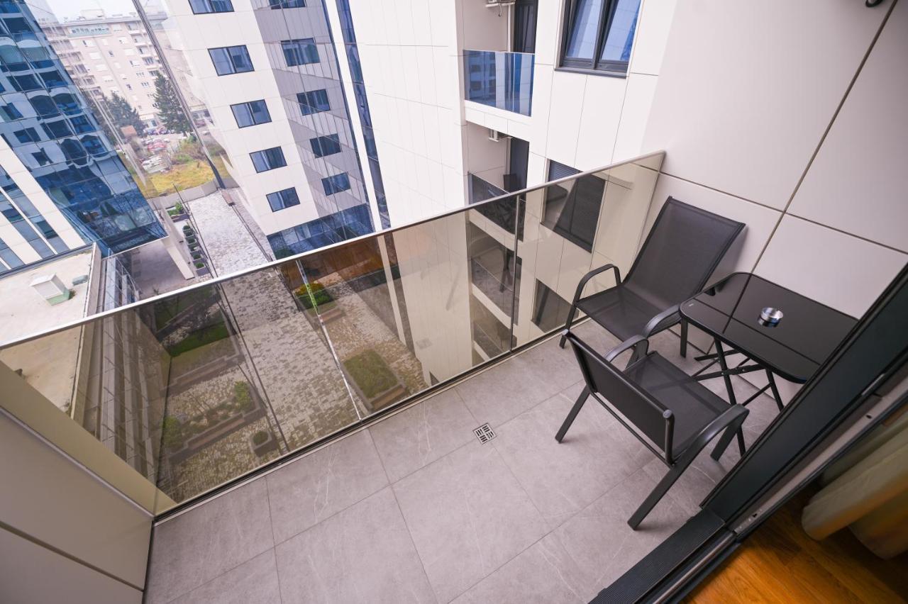 Apartman City Charm Banja Luka Exterior foto