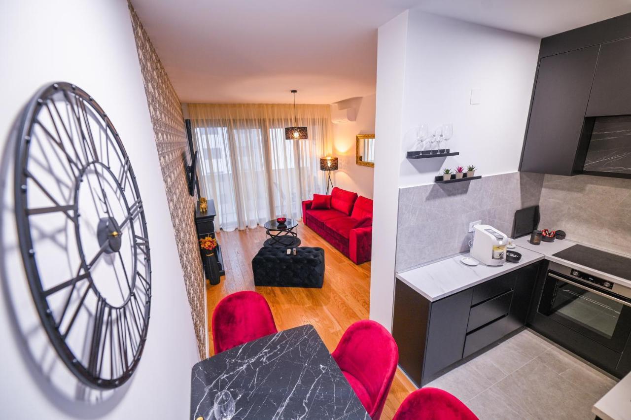 Apartman City Charm Banja Luka Exterior foto