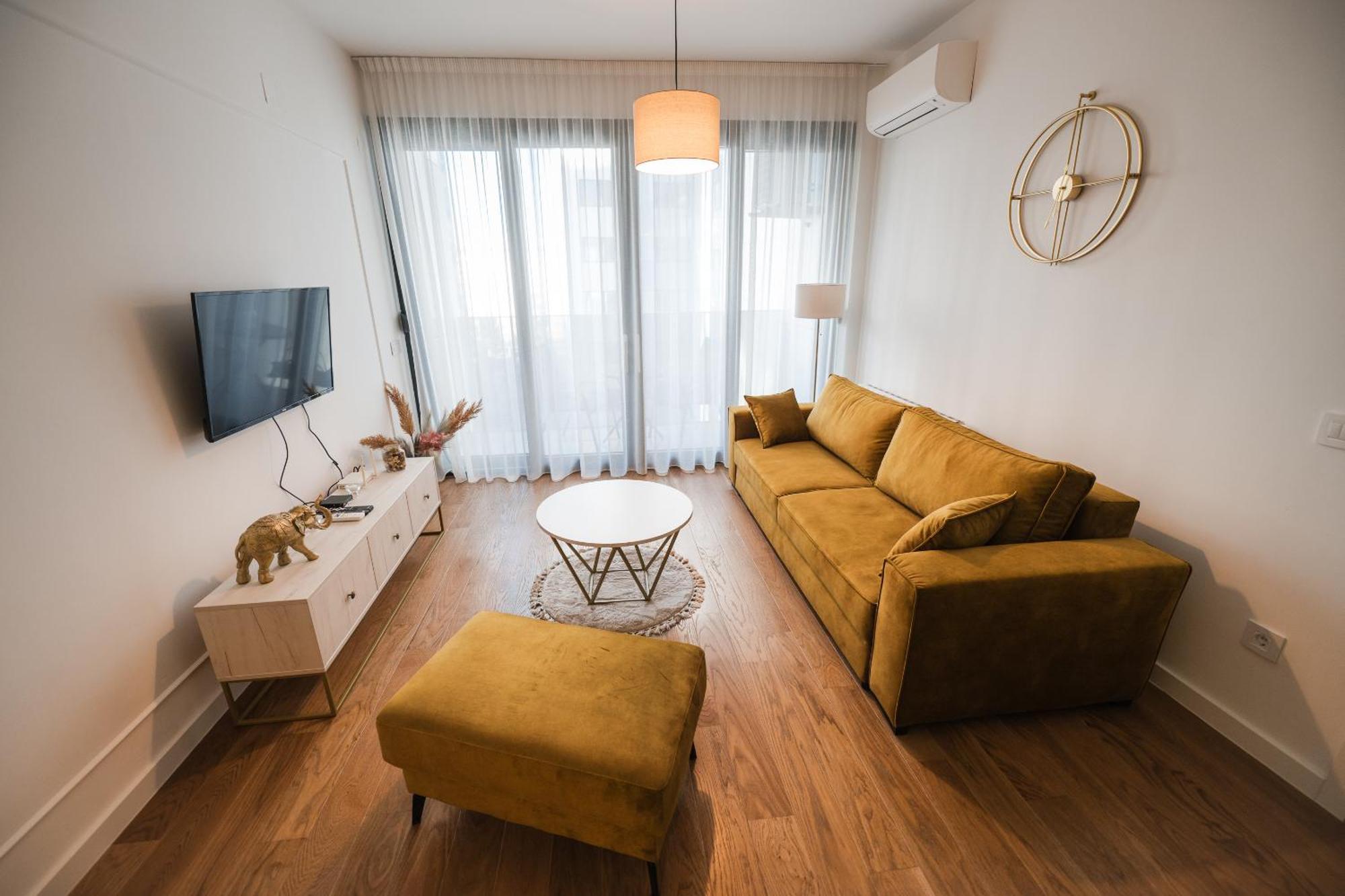Apartman City Charm Banja Luka Exterior foto