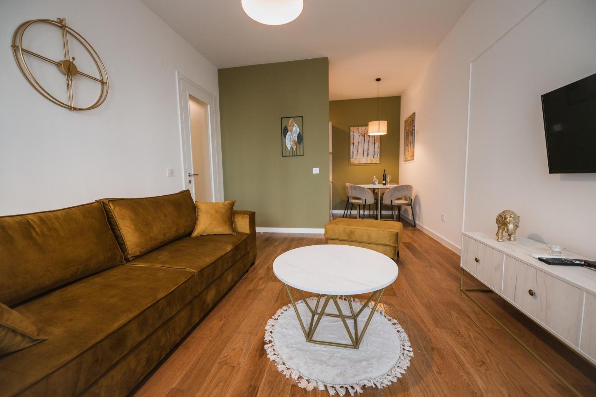 Apartman City Charm Banja Luka Exterior foto