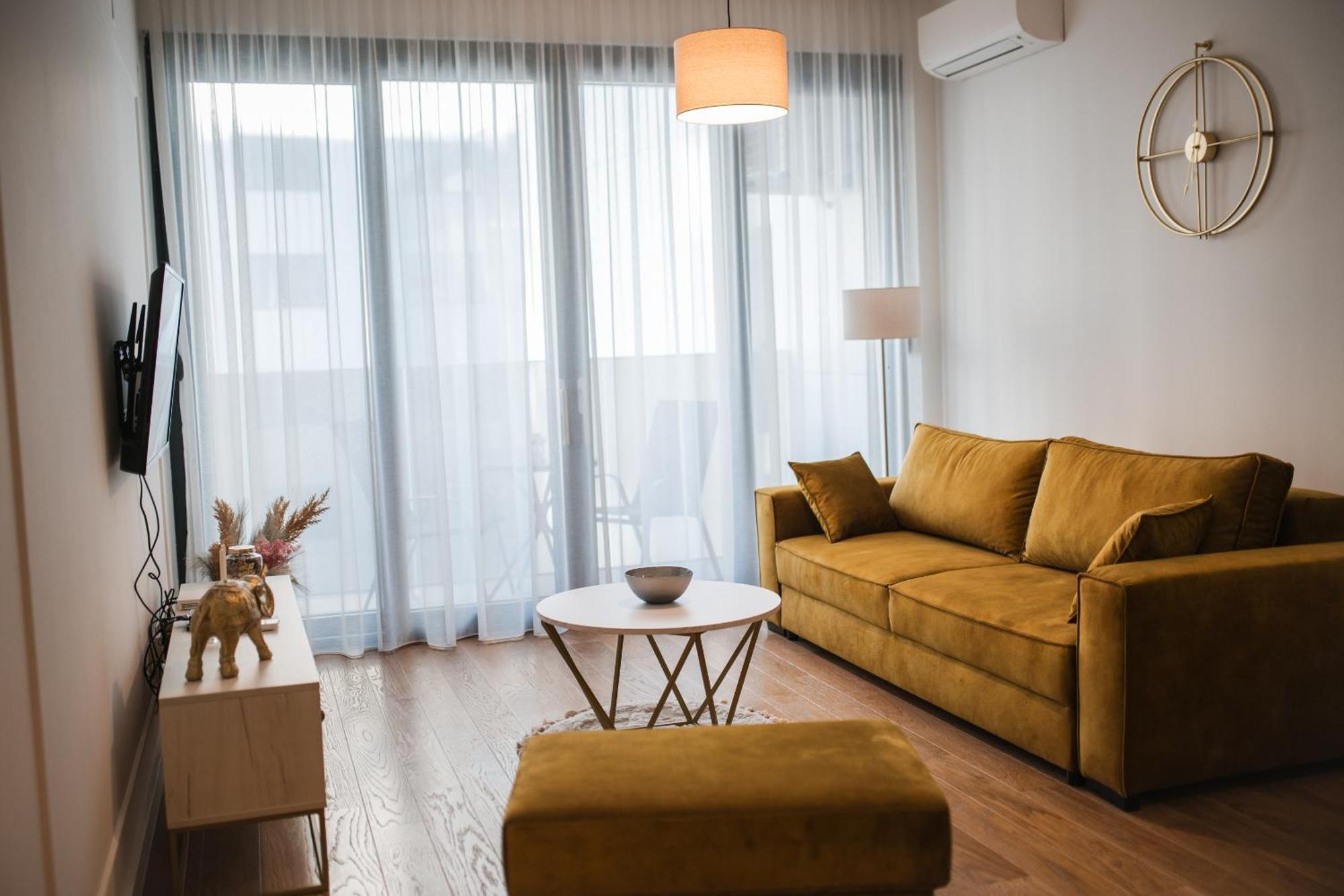 Apartman City Charm Banja Luka Exterior foto